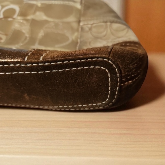 Ltd. Edition Vintage Coach Patchwork Bag Signature Leather & Fabric Tan/Gold - Picture 6 of 8